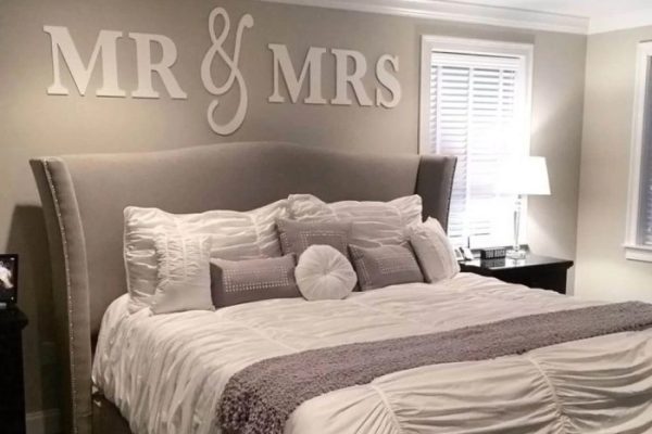 Wall decor ideas for bedroom