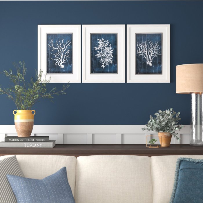 Blue white wall decor