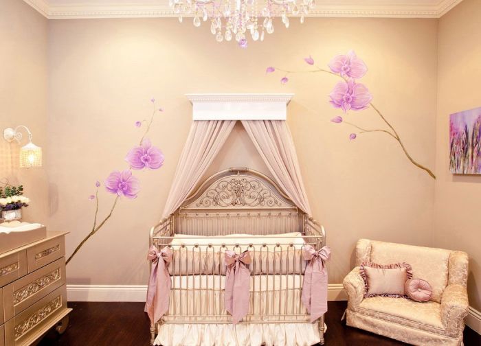 Hanging wall decor nursery