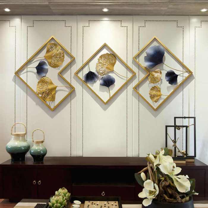 Set of wall decor