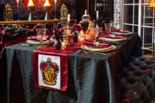 Harry potter table decor