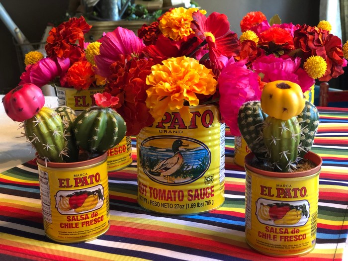 Cinco de mayo table decor