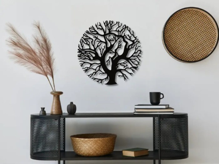 Metal tree of life wall decor