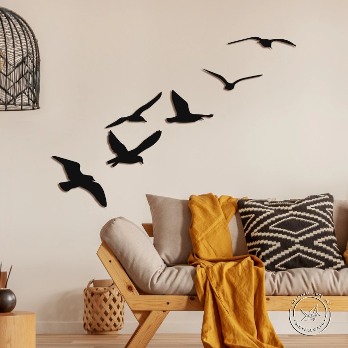 Metal birds wall decor