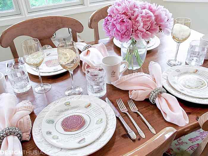 Silver table decor ideas