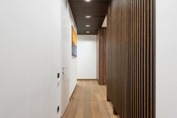 Narrow hallway wall decor