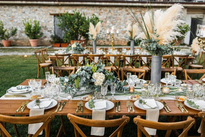 Pampas grass table decor